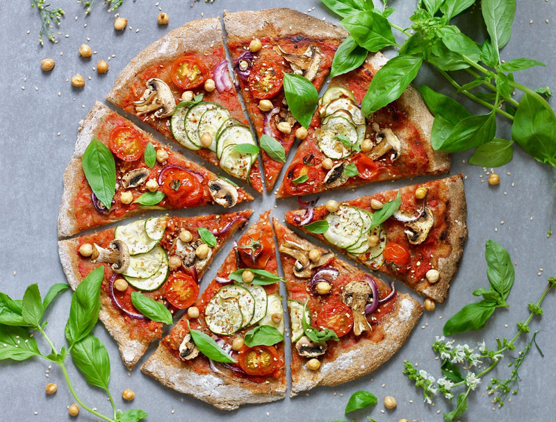 Receta para preparar una pizza ligera, elaboradas a base de semillas y vegetales